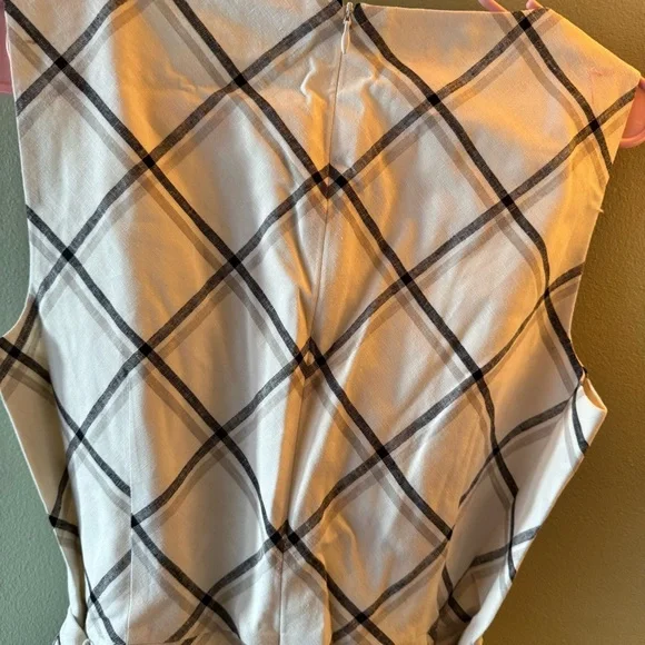Calvin Klein Sleeveless Plaid Dress - Picture 10 of 10